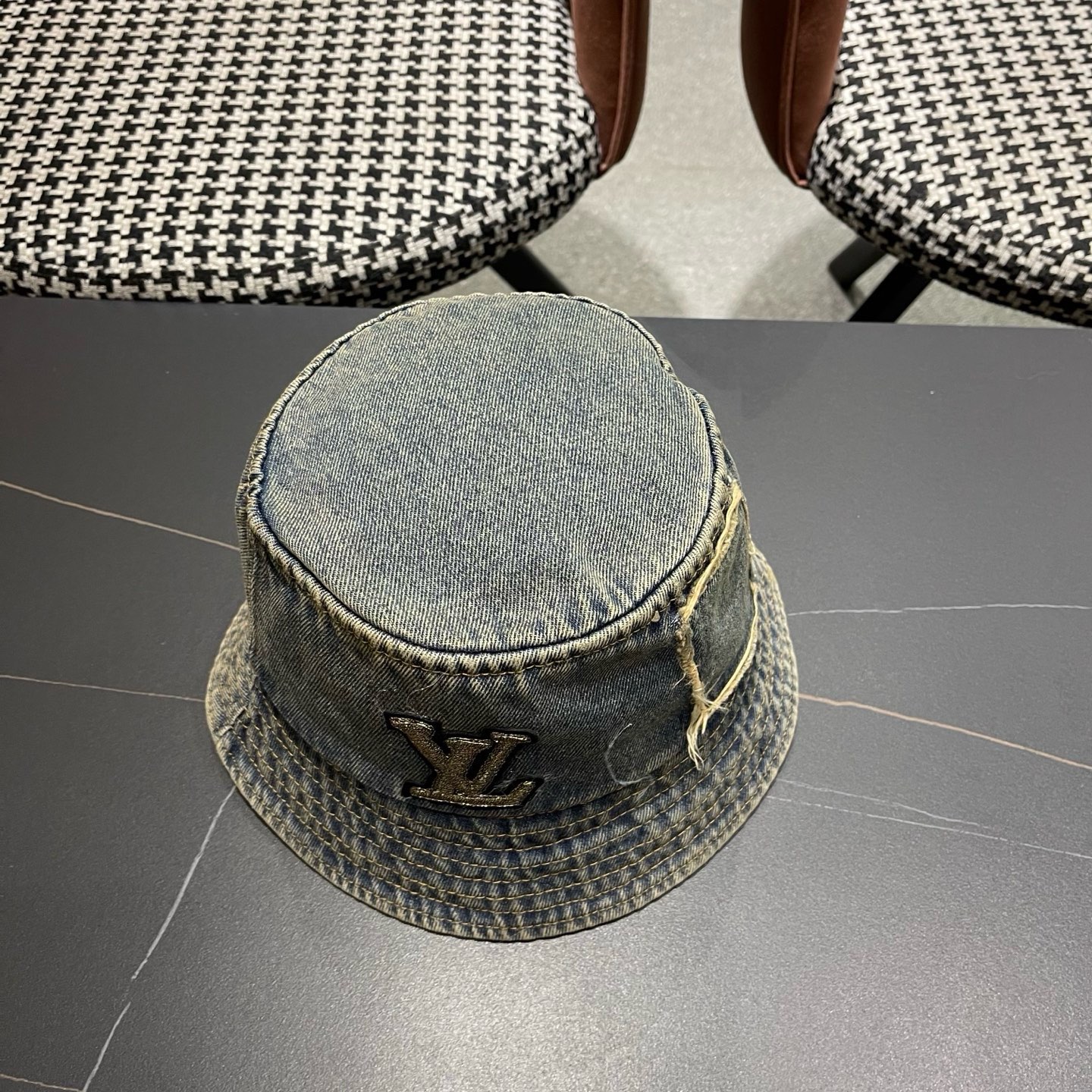 路易威登LV 潮酷做旧牛仔渔夫帽女春韩版时尚百搭个性文艺显脸小盆帽