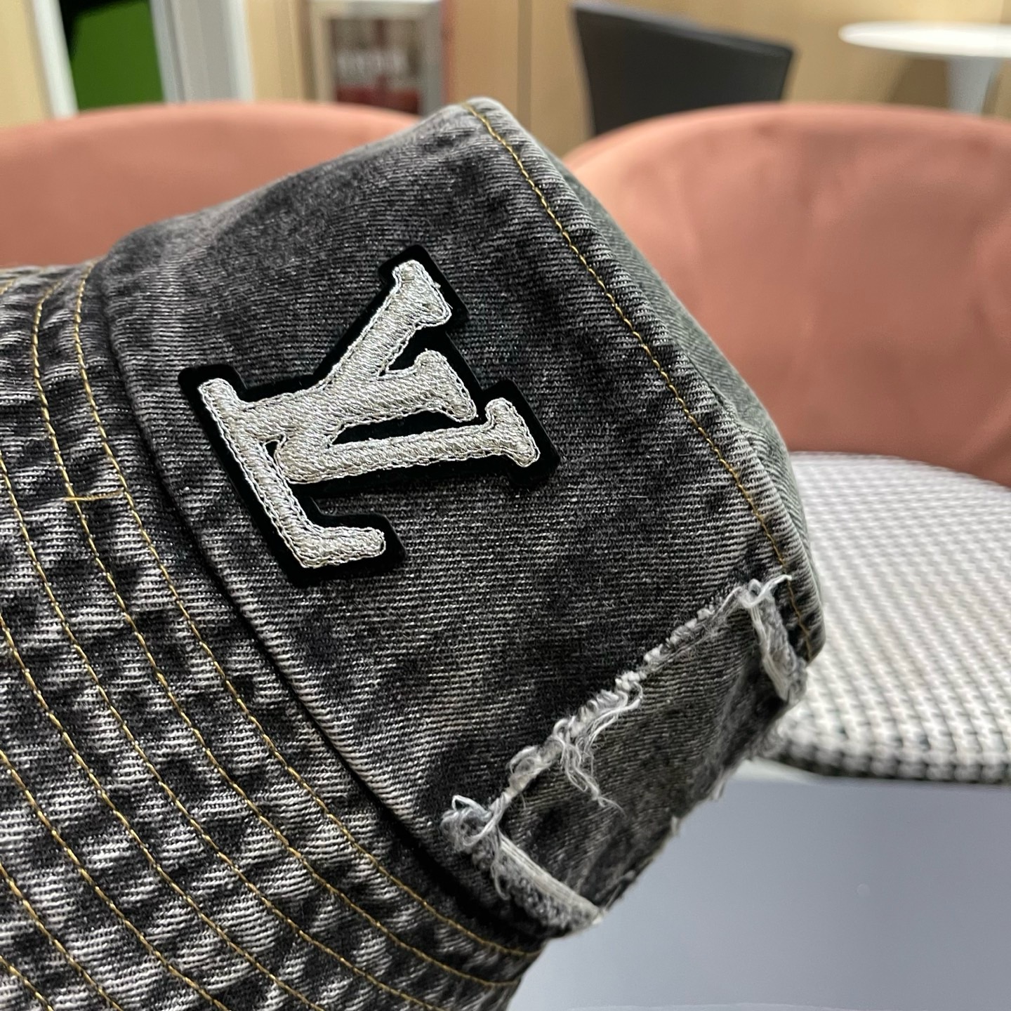 路易威登LV 潮酷做旧牛仔渔夫帽女春韩版时尚百搭个性文艺显脸小盆帽