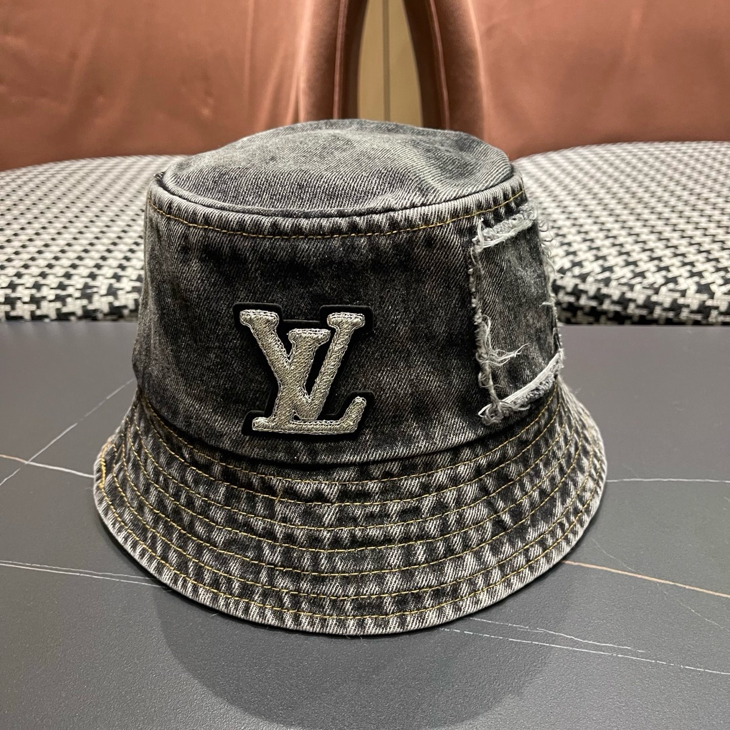 路易威登LV 潮酷做旧牛仔渔夫帽女春韩版时尚百搭个性文艺显脸小盆帽