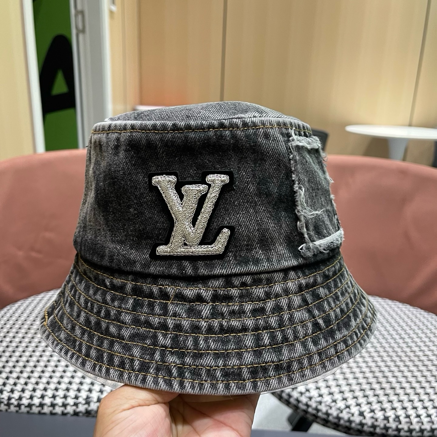 路易威登LV 潮酷做旧牛仔渔夫帽女春韩版时尚百搭个性文艺显脸小盆帽