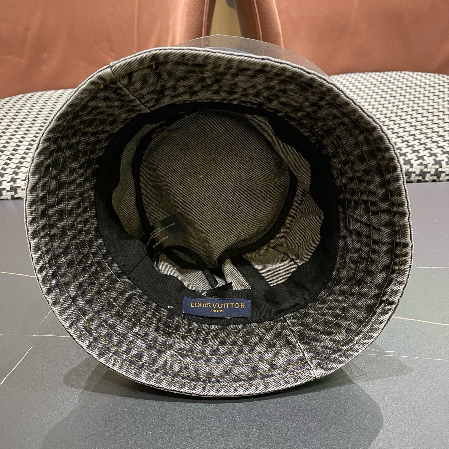 路易威登LV 潮酷做旧牛仔渔夫帽女春韩版时尚百搭个性文艺显脸小盆帽