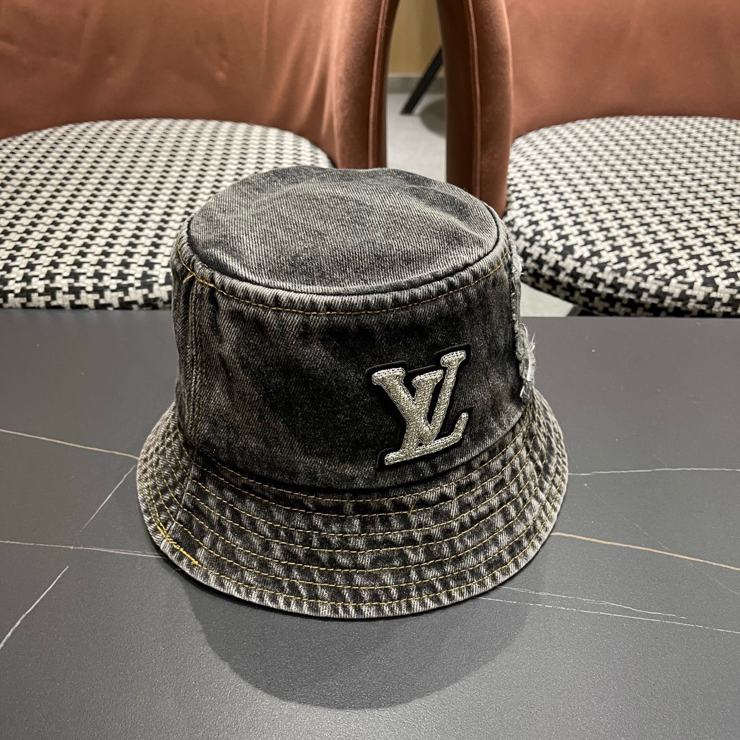 路易威登LV 潮酷做旧牛仔渔夫帽女春韩版时尚百搭个性文艺显脸小盆帽