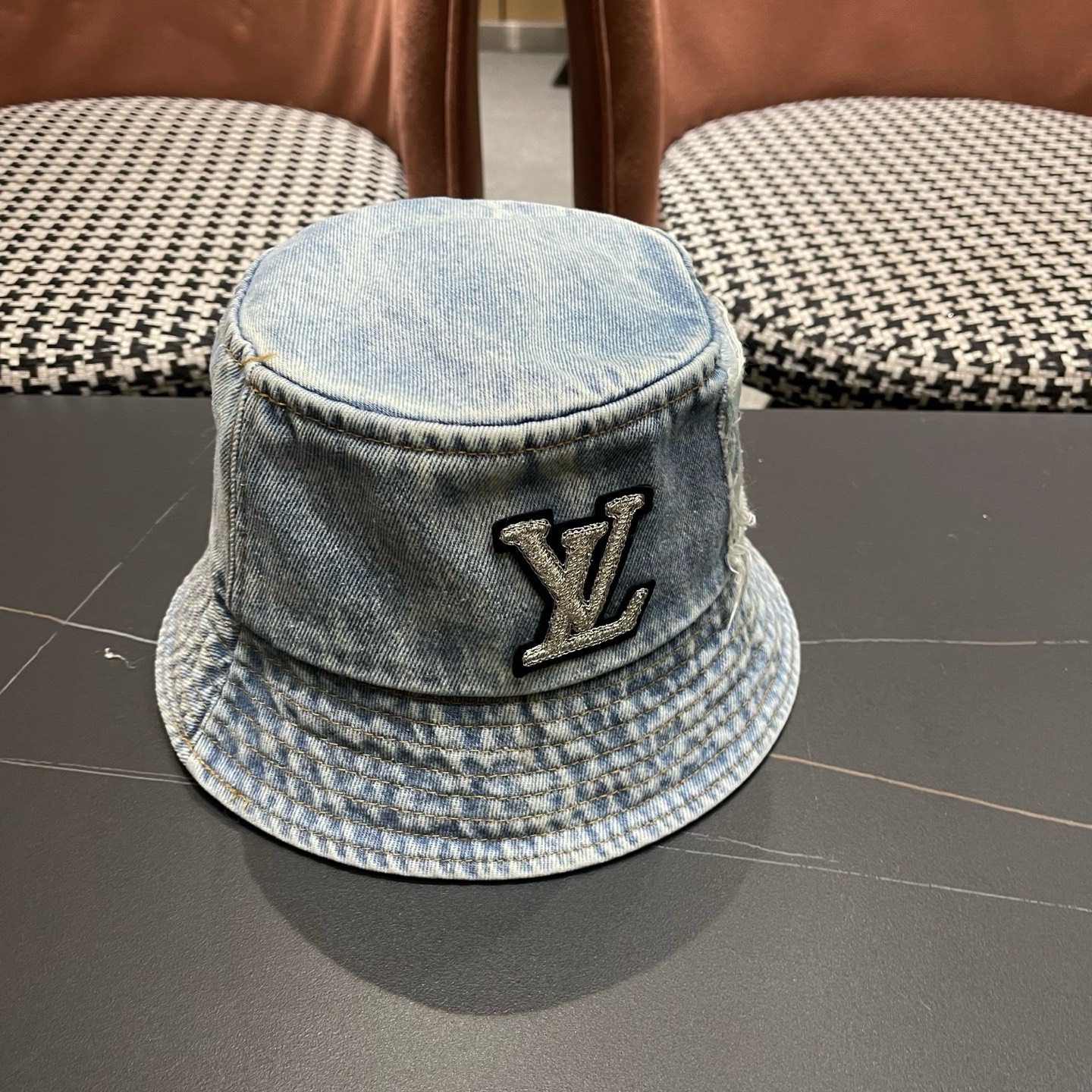 路易威登LV 潮酷做旧牛仔渔夫帽女春韩版时尚百搭个性文艺显脸小盆帽