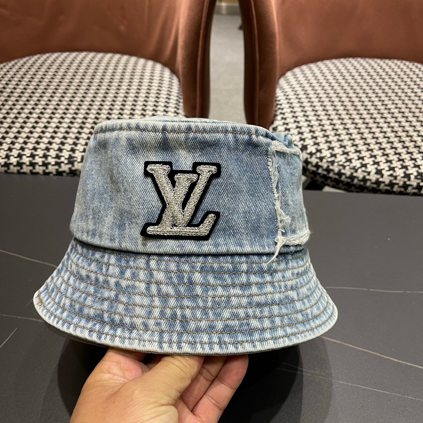 路易威登LV 潮酷做旧牛仔渔夫帽女春韩版时尚百搭个性文艺显脸小盆帽