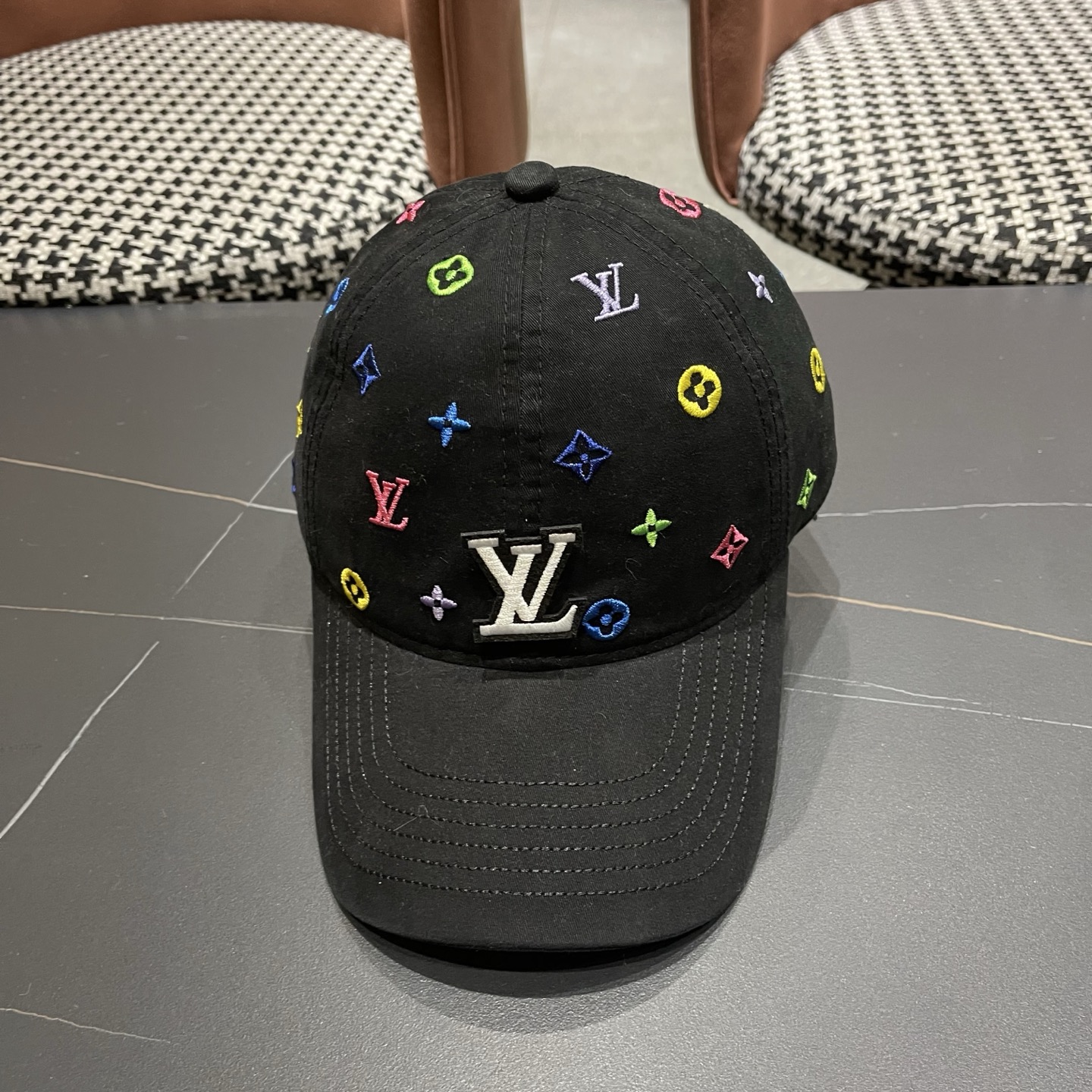 Lv路易威登新款棒球帽刺绣时尚男士帽子