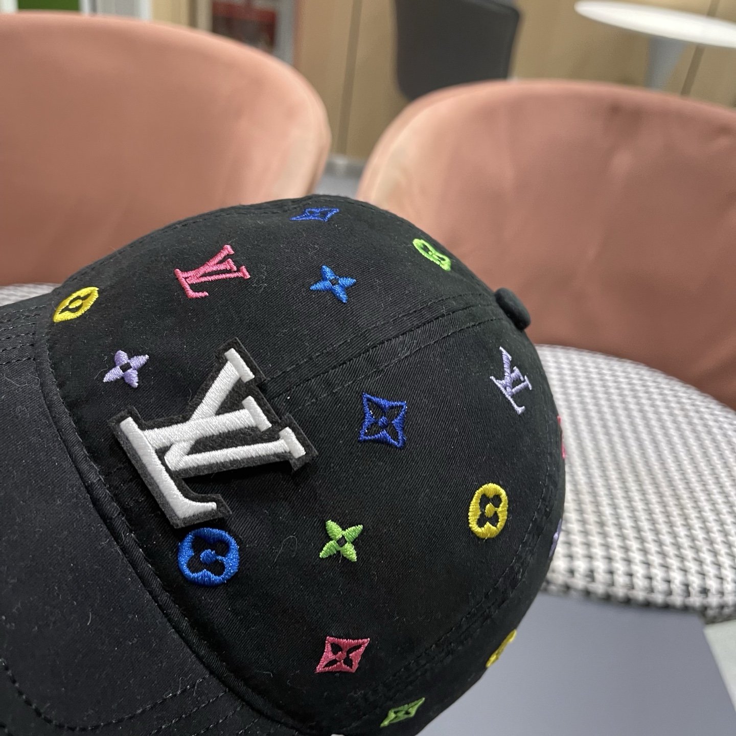 Lv路易威登新款棒球帽刺绣时尚男士帽子