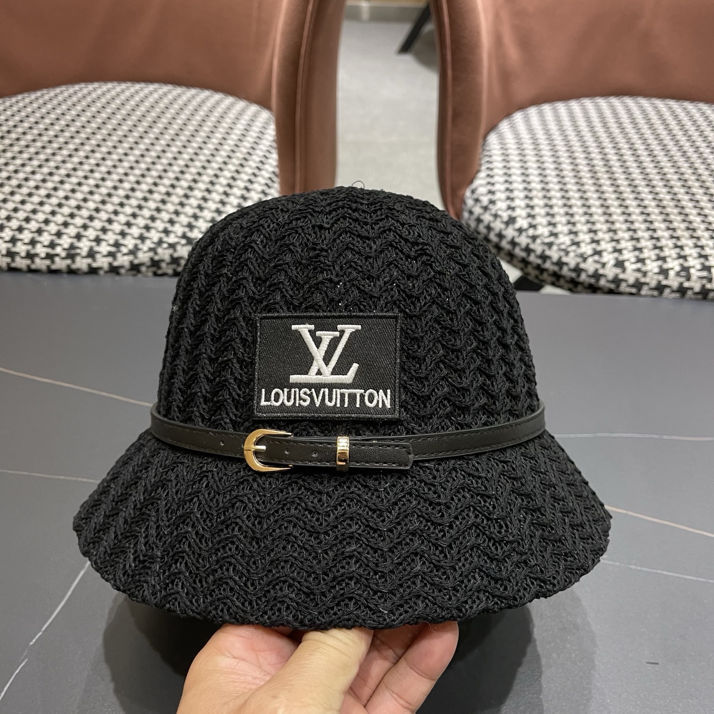 LV路易威登 渔夫帽韩版秋冬季女新款显脸小休闲百搭时尚波浪纹水桶帽盆帽