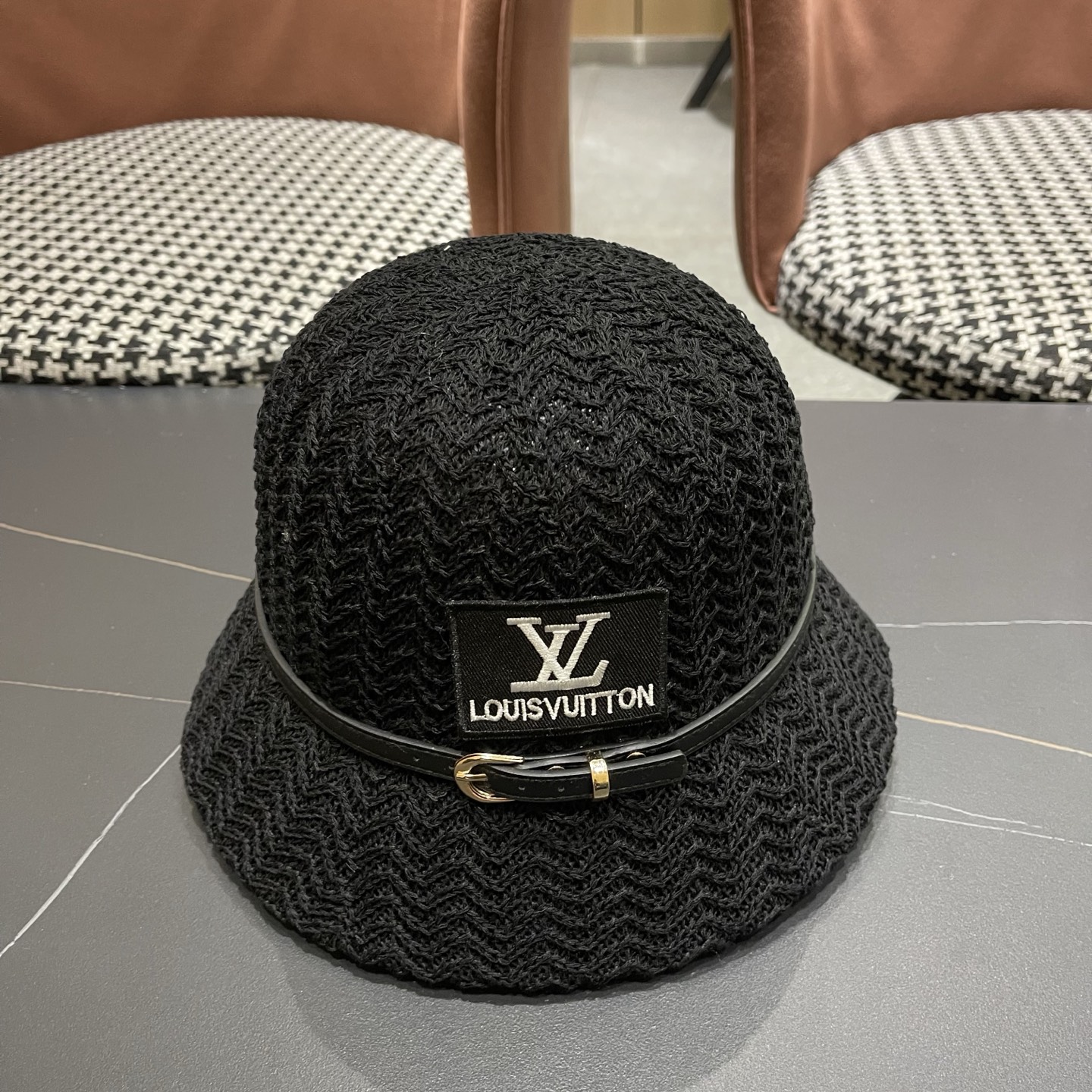 LV路易威登 渔夫帽韩版秋冬季女新款显脸小休闲百搭时尚波浪纹水桶帽盆帽