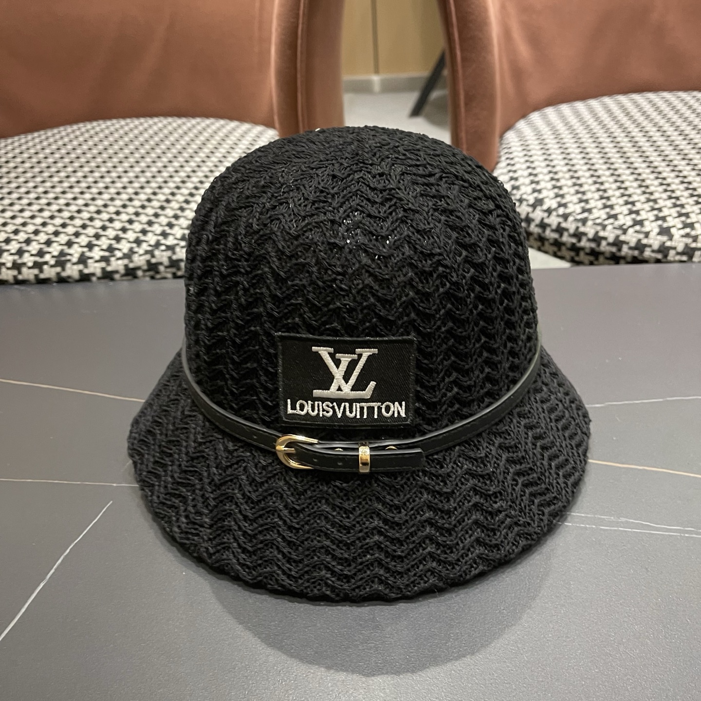 LV路易威登 渔夫帽韩版秋冬季女新款显脸小休闲百搭时尚波浪纹水桶帽盆帽