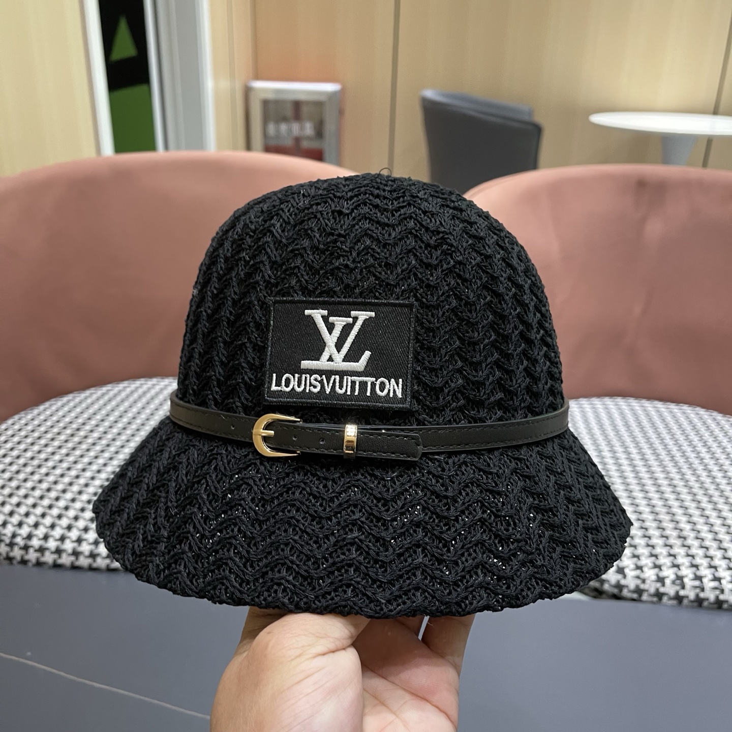 LV路易威登 渔夫帽韩版秋冬季女新款显脸小休闲百搭时尚波浪纹水桶帽盆帽