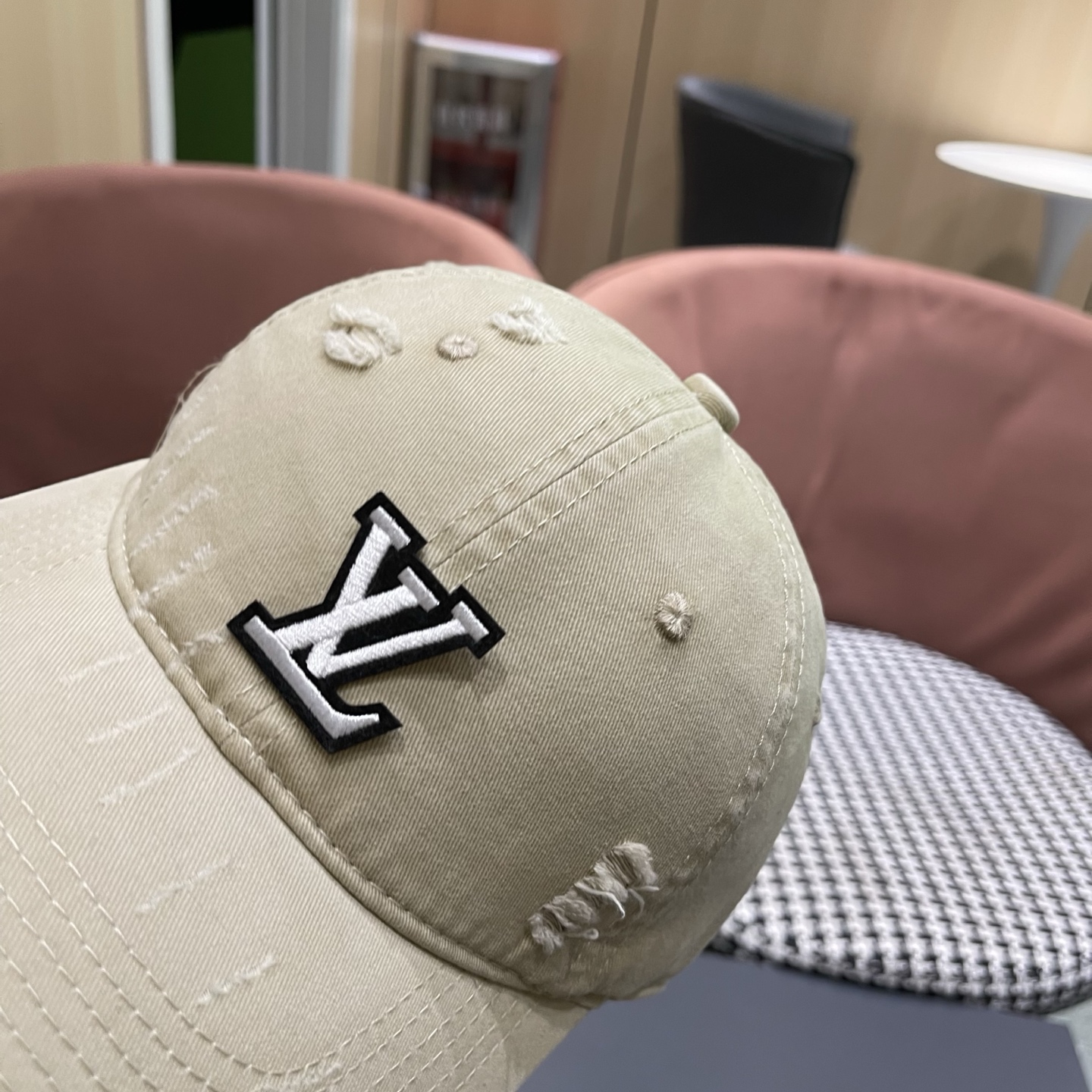 🧢路易威登棒球帽 LouisVuitton😍新款LV棒球帽，百搭款🤗男女通用！
