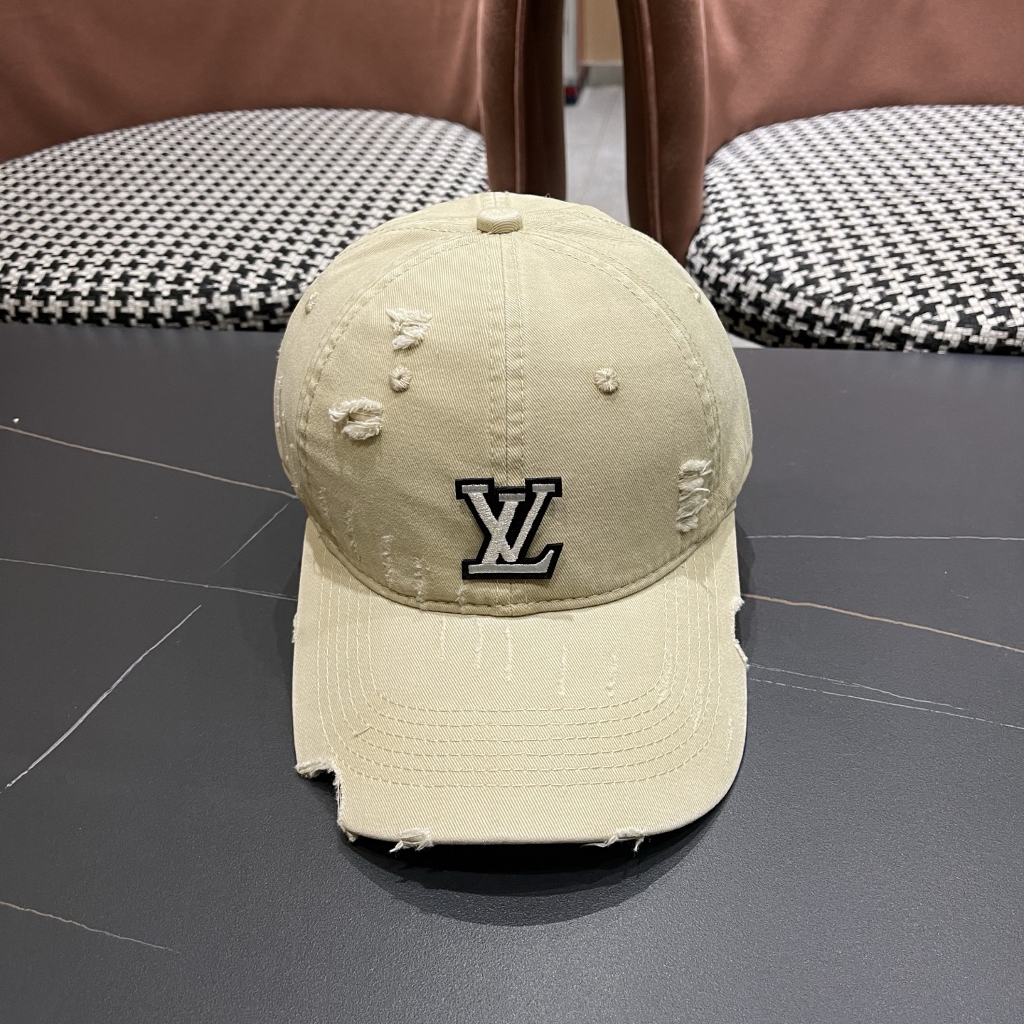 🧢路易威登棒球帽 LouisVuitton😍新款LV棒球帽，百搭款🤗男女通用！