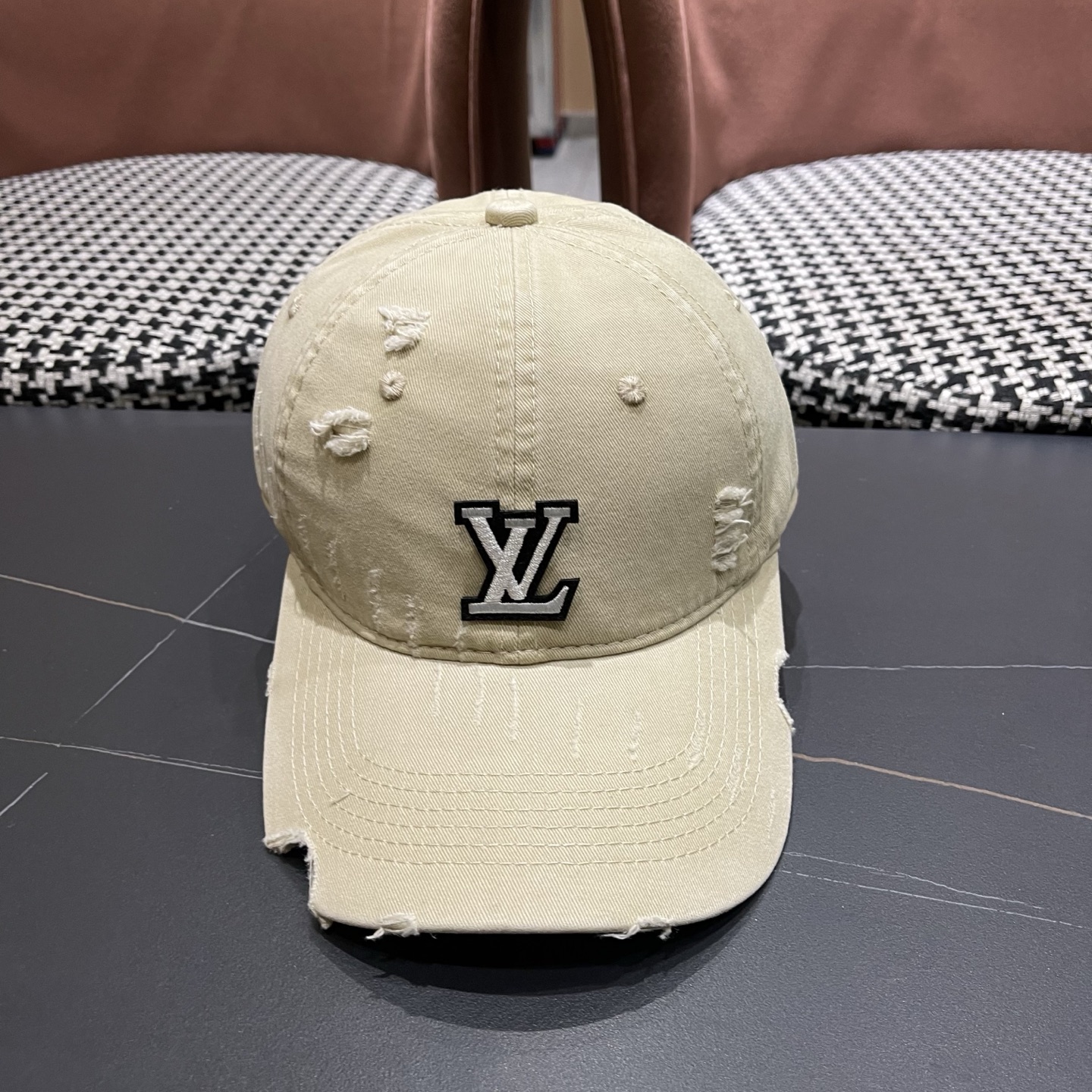 🧢路易威登棒球帽 LouisVuitton😍新款LV棒球帽，百搭款🤗男女通用！