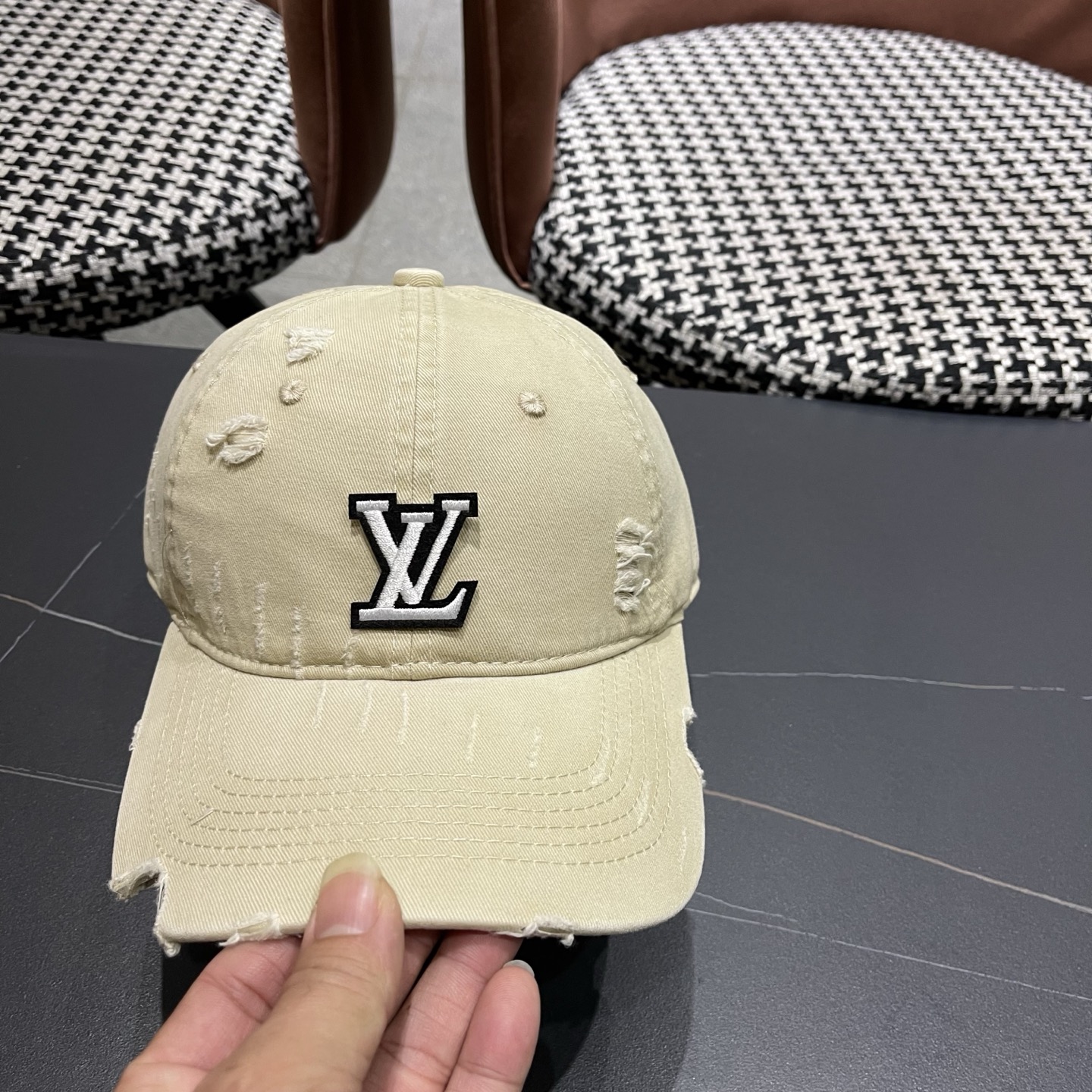 🧢路易威登棒球帽 LouisVuitton😍新款LV棒球帽，百搭款🤗男女通用！