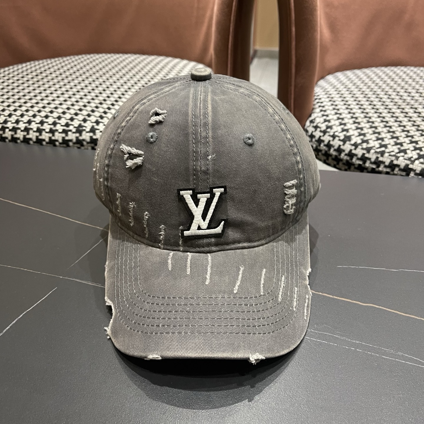 🧢路易威登棒球帽 LouisVuitton😍新款LV棒球帽，百搭款🤗男女通用！