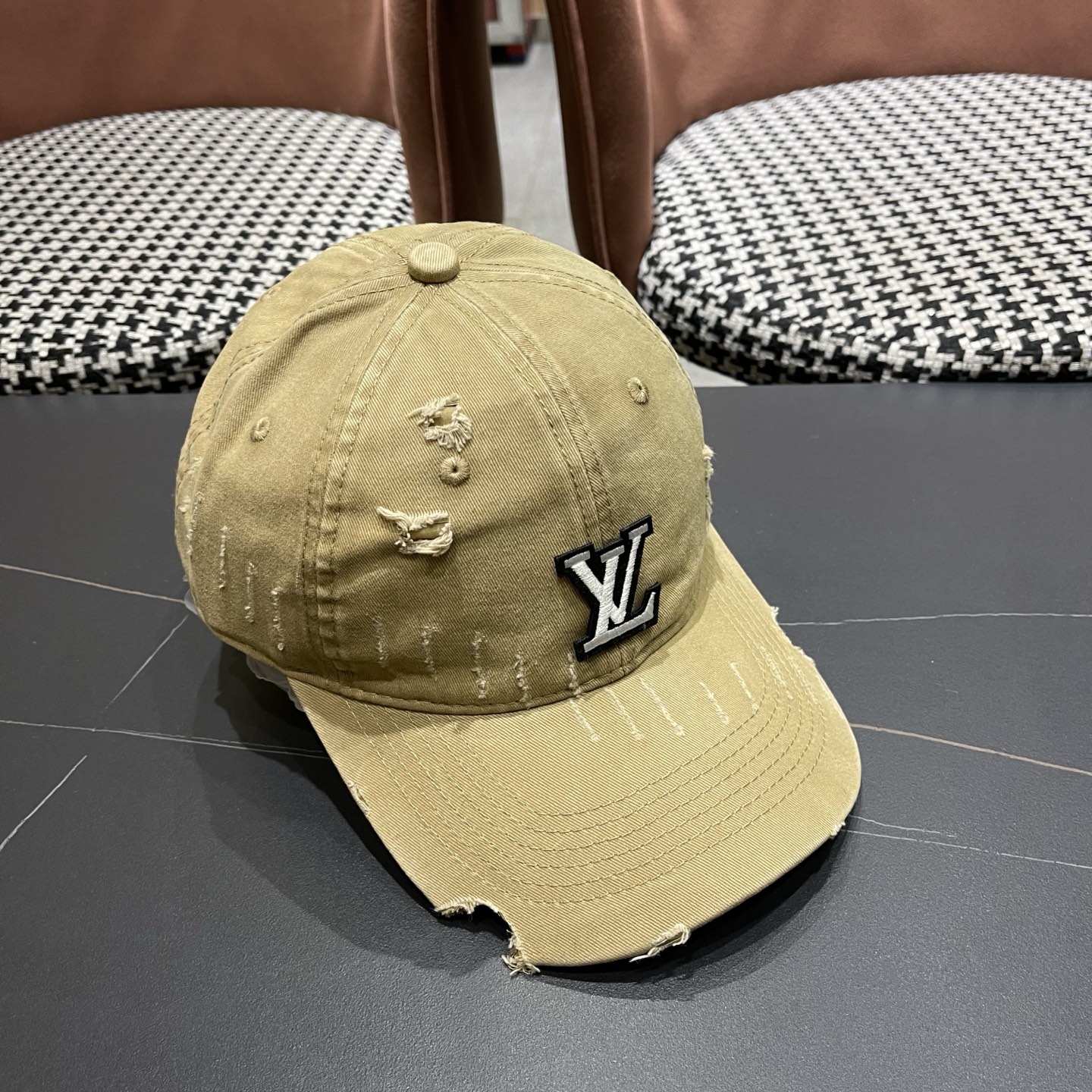 🧢路易威登棒球帽 LouisVuitton😍新款LV棒球帽，百搭款🤗男女通用！