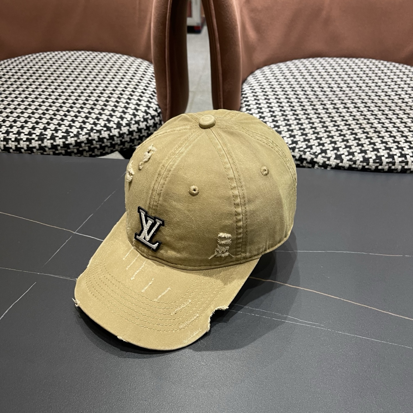 🧢路易威登棒球帽 LouisVuitton😍新款LV棒球帽，百搭款🤗男女通用！