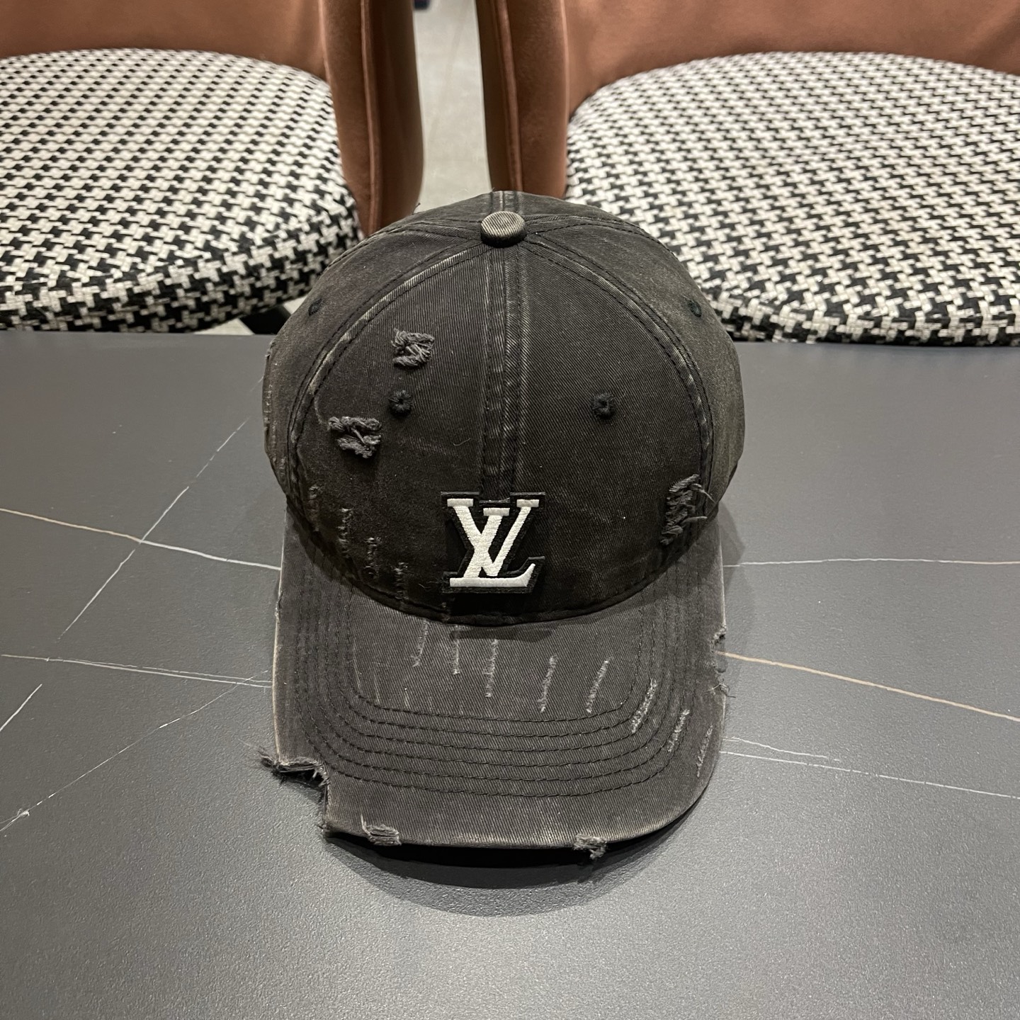 🧢路易威登棒球帽 LouisVuitton😍新款LV棒球帽，百搭款🤗男女通用！