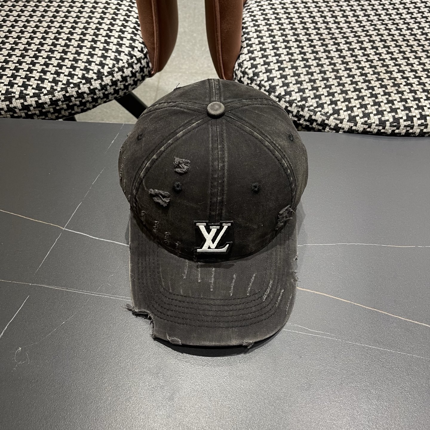 🧢路易威登棒球帽 LouisVuitton😍新款LV棒球帽，百搭款🤗男女通用！
