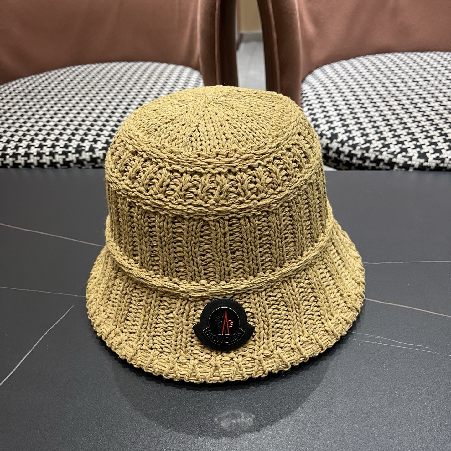 MONCLER（蒙口）夏日小清新草编渔夫帽女韩系镂空编织草帽海边遮阳水桶防晒帽子