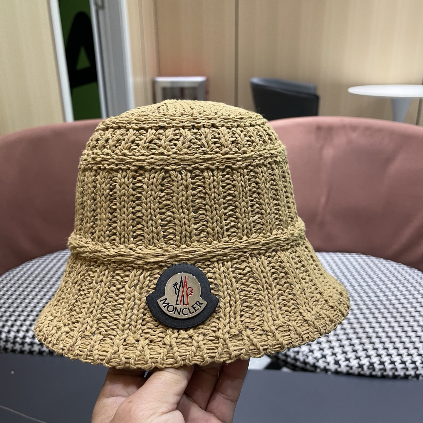 MONCLER（蒙口）夏日小清新草编渔夫帽女韩系镂空编织草帽海边遮阳水桶防晒帽子