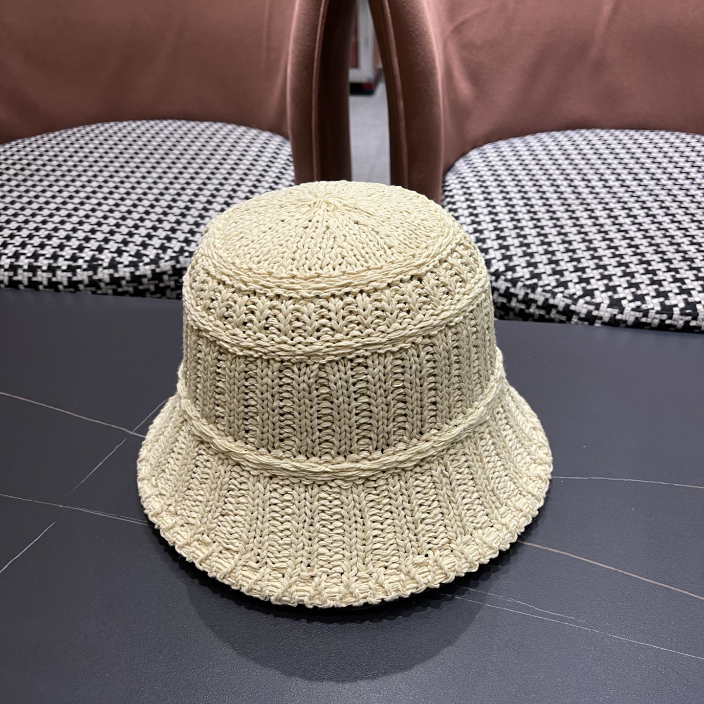 MONCLER（蒙口）夏日小清新草编渔夫帽女韩系镂空编织草帽海边遮阳水桶防晒帽子
