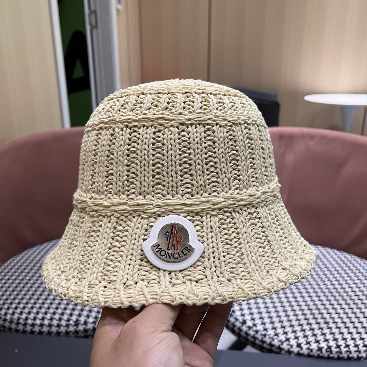 MONCLER（蒙口）夏日小清新草编渔夫帽女韩系镂空编织草帽海边遮阳水桶防晒帽子