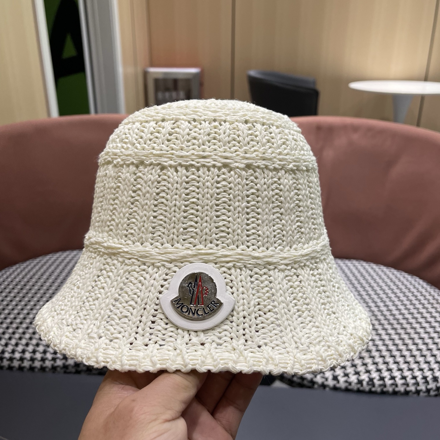 MONCLER（蒙口）夏日小清新草编渔夫帽女韩系镂空编织草帽海边遮阳水桶防晒帽子