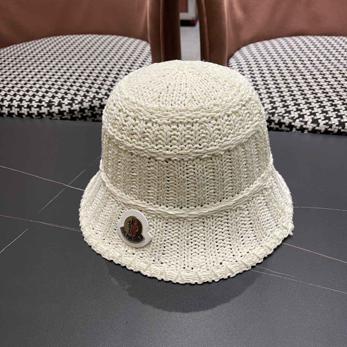 MONCLER（蒙口）夏日小清新草编渔夫帽女韩系镂空编织草帽海边遮阳水桶防晒帽子