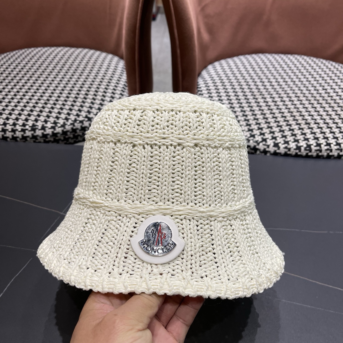 MONCLER（蒙口）夏日小清新草编渔夫帽女韩系镂空编织草帽海边遮阳水桶防晒帽子