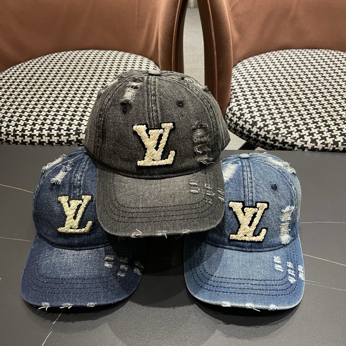 LV路易威登棒球帽火爆技术升级，风街头风十足，更符合现在时尚小哥哥小姐姐