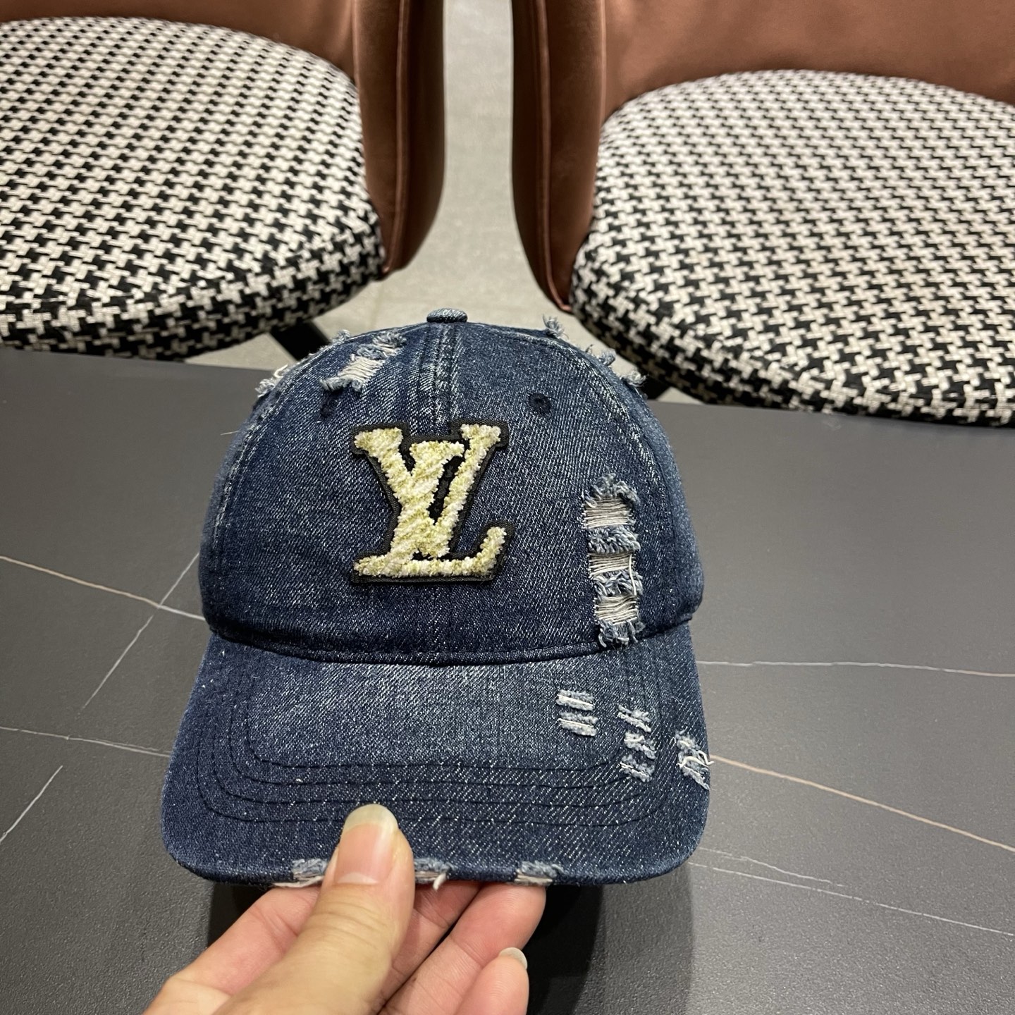 LV路易威登棒球帽火爆技术升级，风街头风十足，更符合现在时尚小哥哥小姐姐