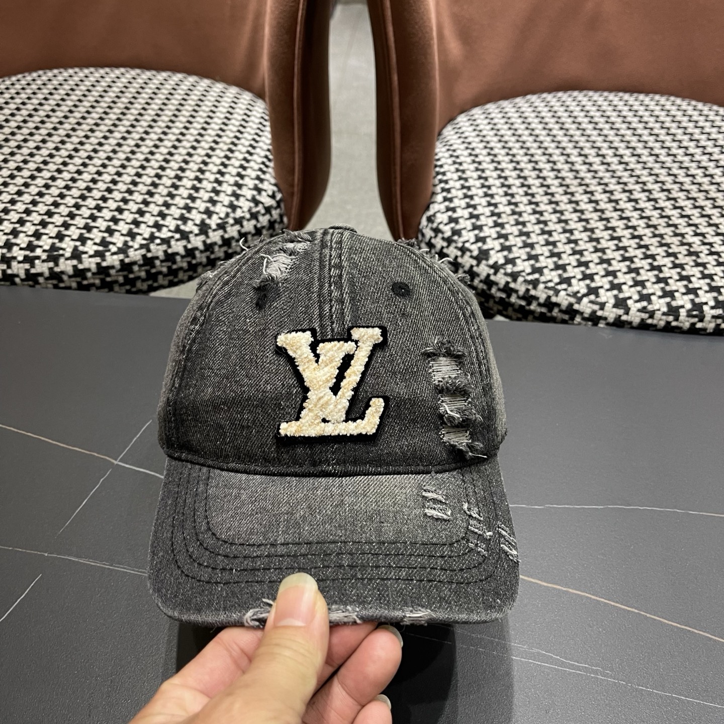 LV路易威登棒球帽火爆技术升级，风街头风十足，更符合现在时尚小哥哥小姐姐