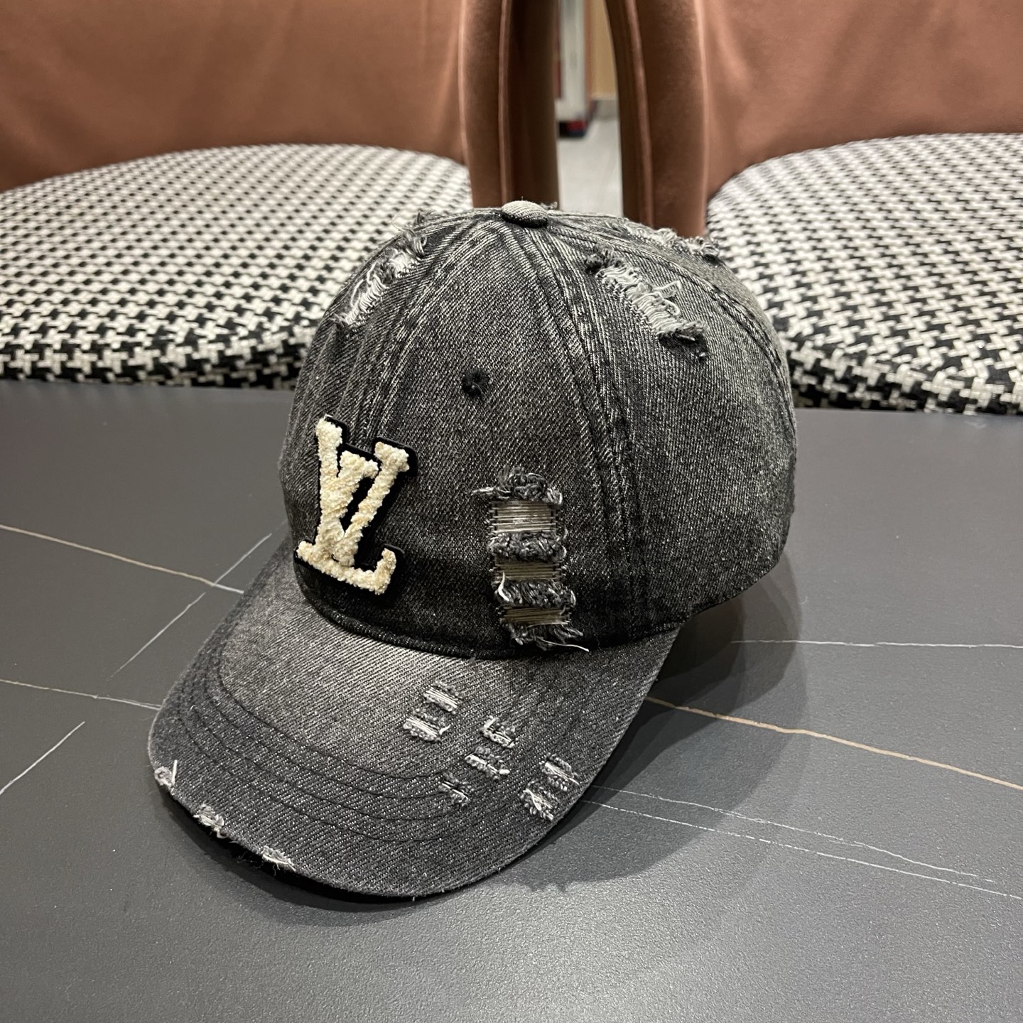 LV路易威登棒球帽火爆技术升级，风街头风十足，更符合现在时尚小哥哥小姐姐