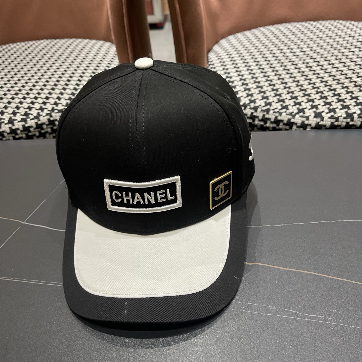CHANEL 香奈儿 原单新款棒球帽 简约大气👍休闲时尚潮流又有范👍百搭款！