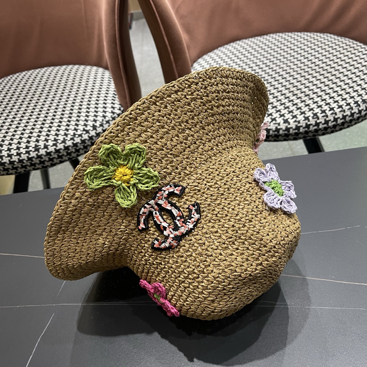 CHANEL 香奈儿 大头围法式草帽女夏季新款编织镂空渔夫帽海边遮阳帽沙滩防晒帽子