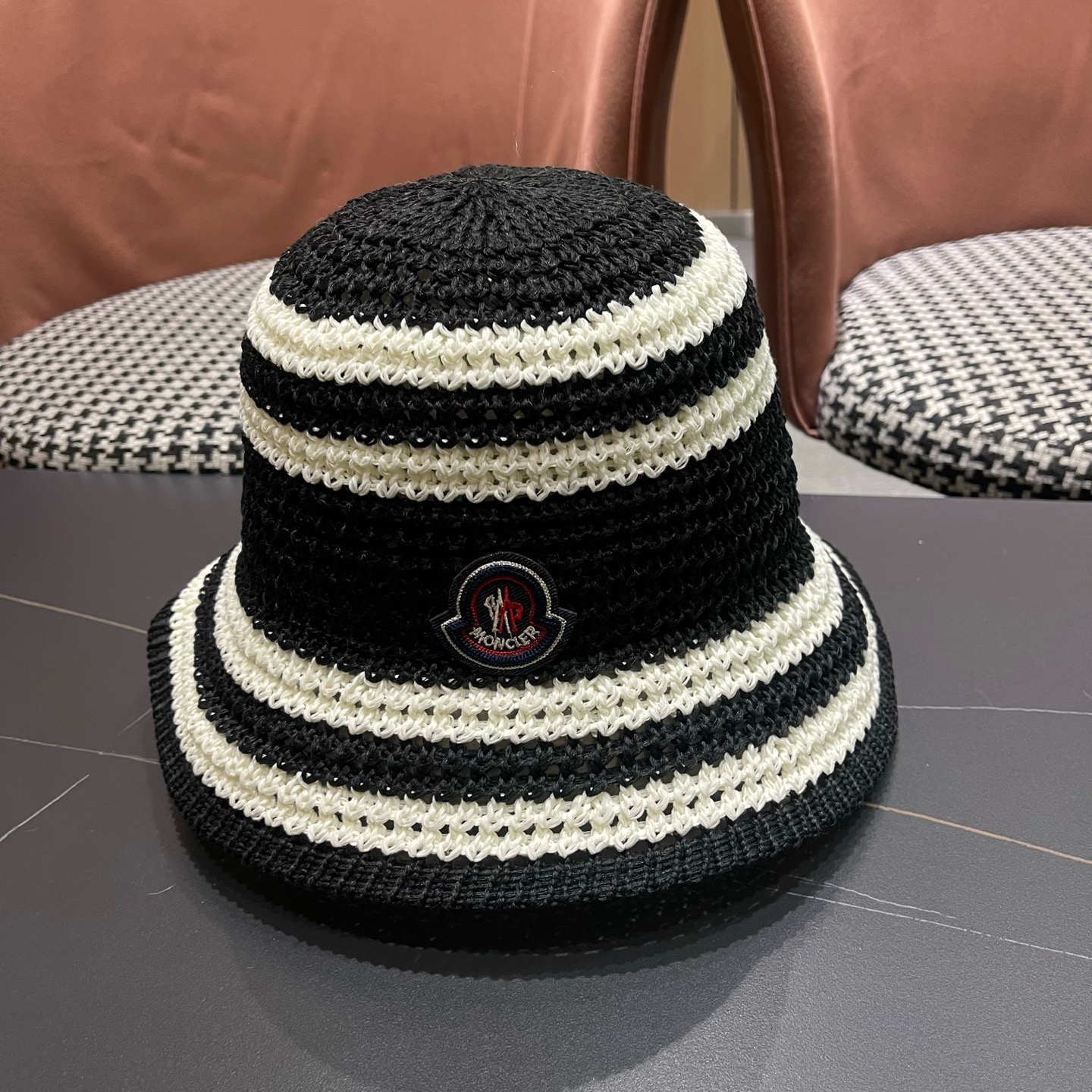 MONCLER（蒙口）日系草编条纹渔夫帽女新款夏季镂空透气显脸小盆帽遮阳防晒帽
