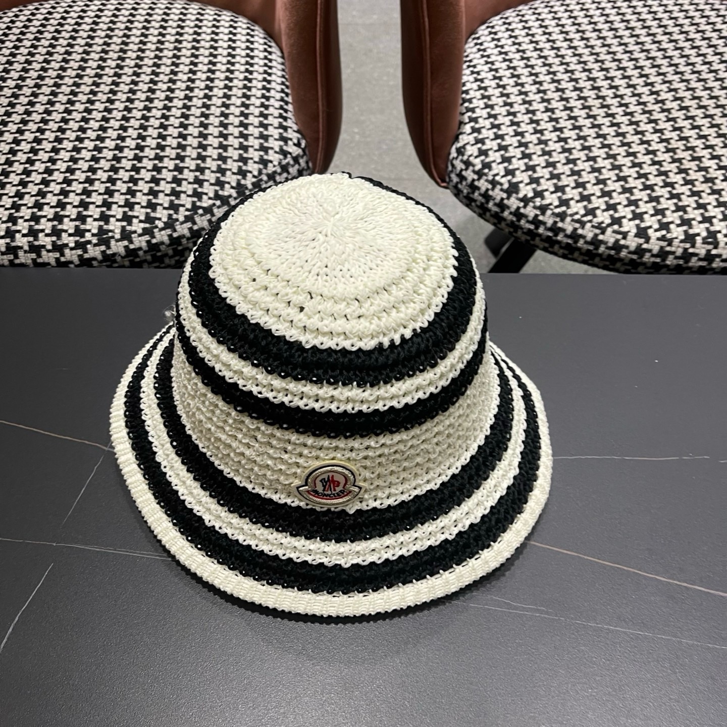 MONCLER（蒙口）日系草编条纹渔夫帽女新款夏季镂空透气显脸小盆帽遮阳防晒帽