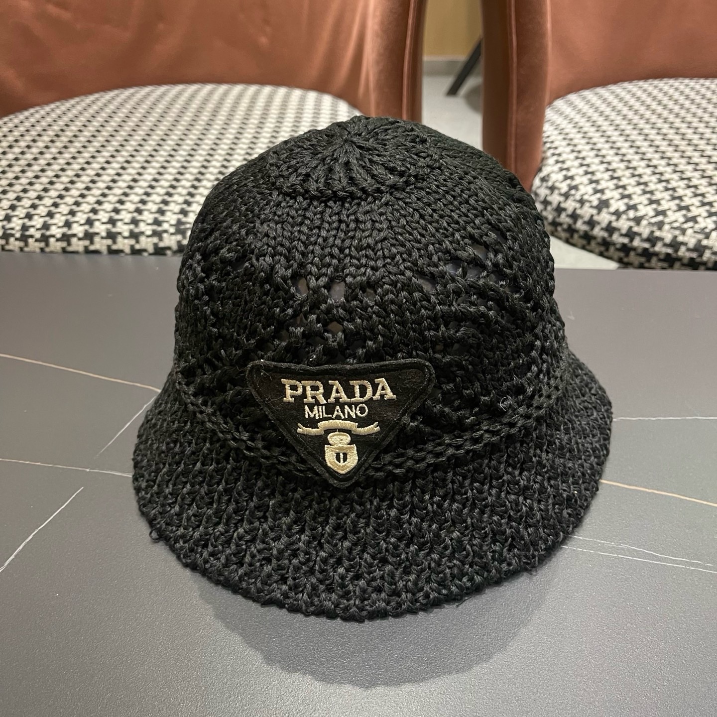 Prada普拉达 橙子家三角标渔夫帽女春夏韩版日系网红盆帽镂空透气减龄草帽