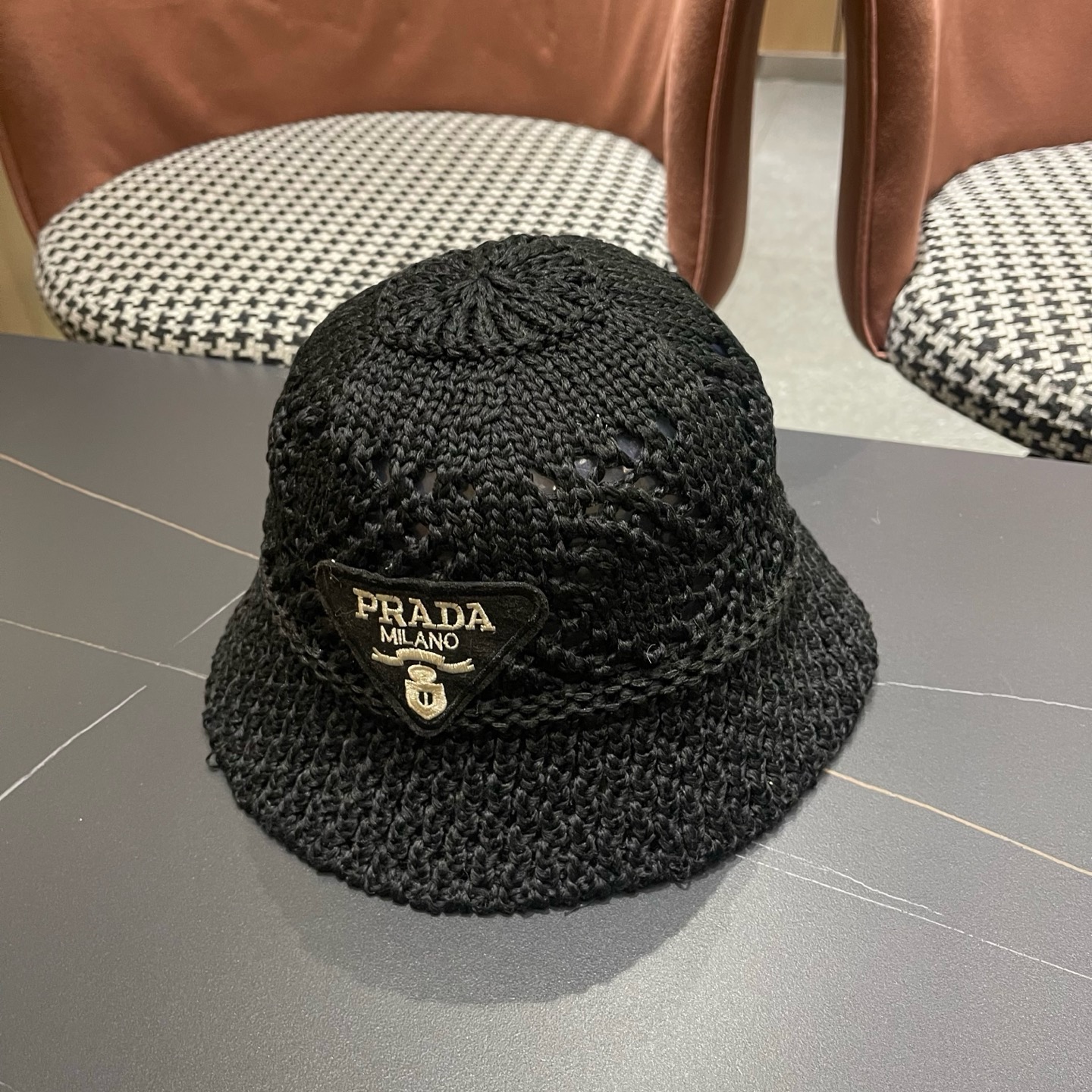 Prada普拉达 橙子家三角标渔夫帽女春夏韩版日系网红盆帽镂空透气减龄草帽