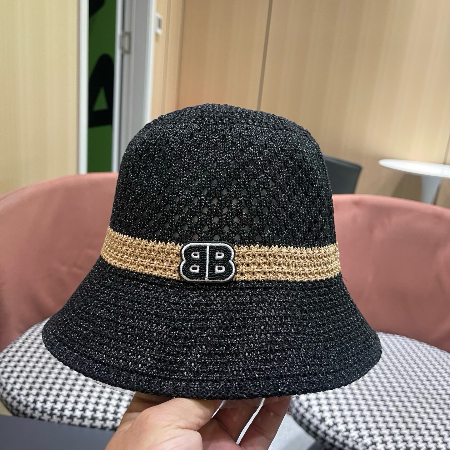 Balenciaga 巴黎世家针织镂空编织百搭显脸小渔夫帽休闲时尚夏季透气遮阳女水桶帽盆帽