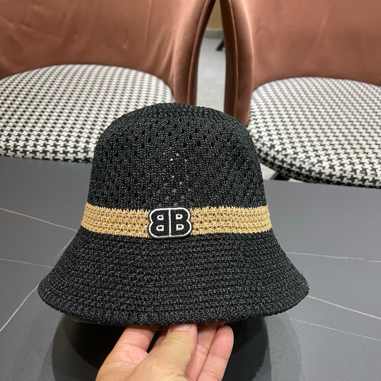 Balenciaga 巴黎世家针织镂空编织百搭显脸小渔夫帽休闲时尚夏季透气遮阳女水桶帽盆帽
