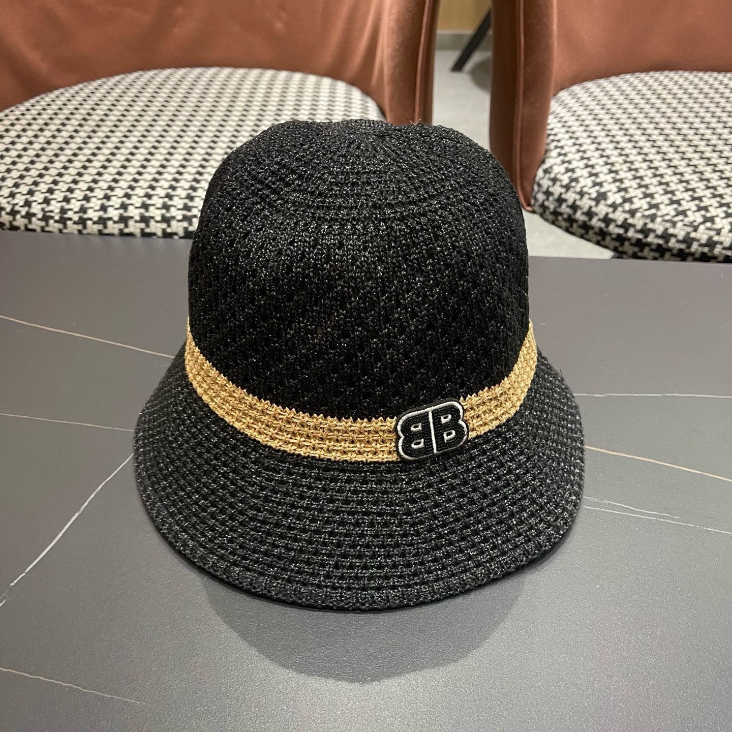 Balenciaga 巴黎世家针织镂空编织百搭显脸小渔夫帽休闲时尚夏季透气遮阳女水桶帽盆帽