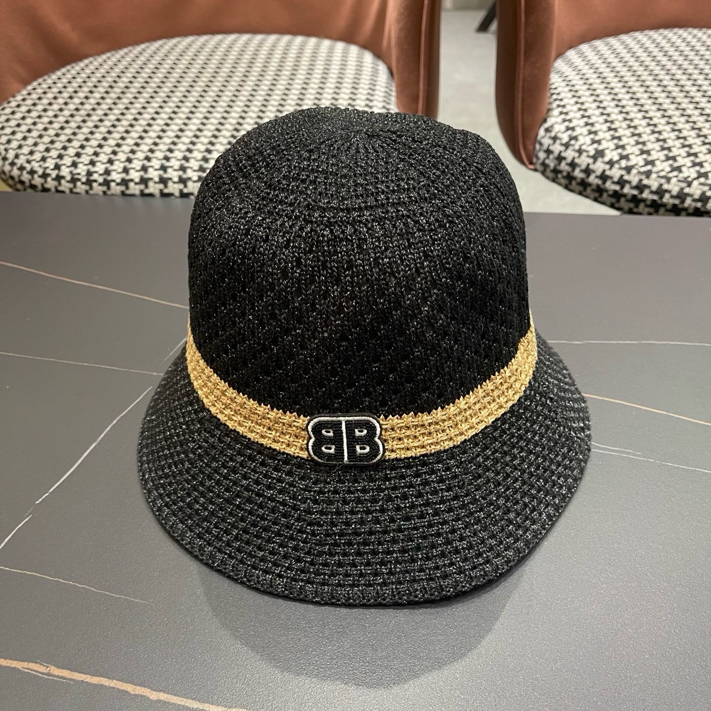 Balenciaga 巴黎世家针织镂空编织百搭显脸小渔夫帽休闲时尚夏季透气遮阳女水桶帽盆帽