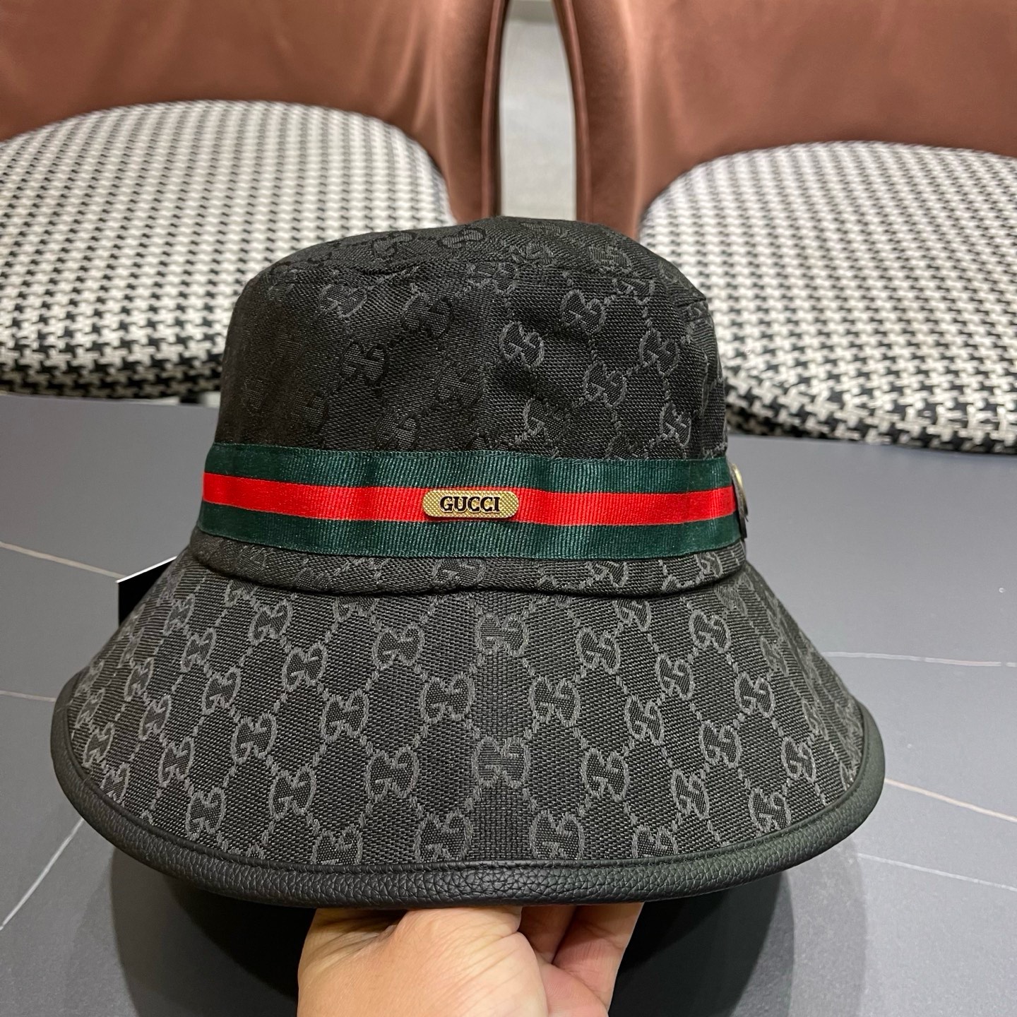 Guc*i古奇经典款原单渔夫帽， 红绿织带，专柜1:1开模订制，原版帆布料+头层牛皮，轻盈透气！质量超赞