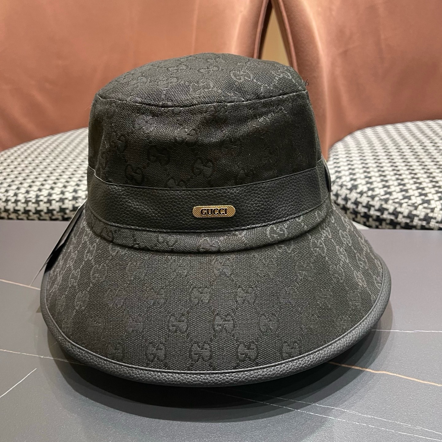 Guc*i古奇经典款原单渔夫帽， 红绿织带，专柜1:1开模订制，原版帆布料+头层牛皮，轻盈透气！质量超赞