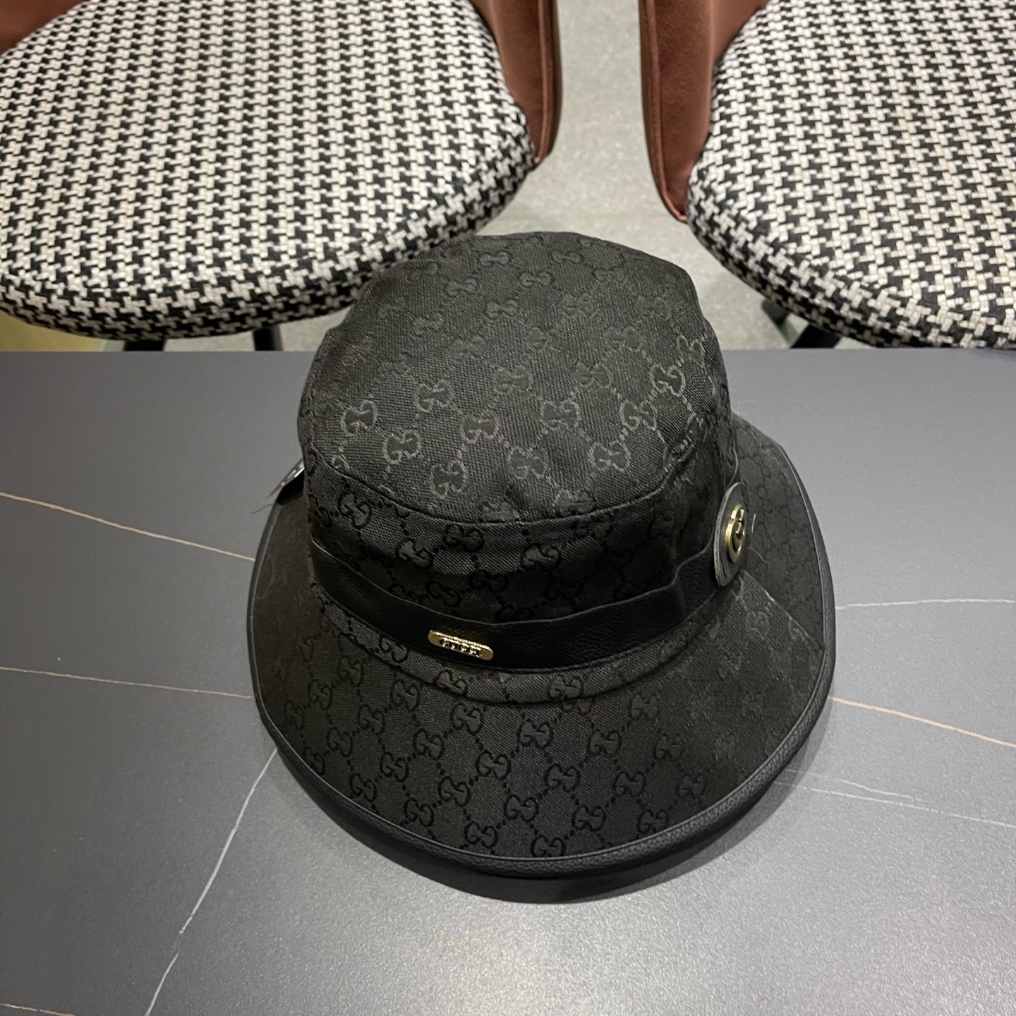 Guc*i古奇经典款原单渔夫帽， 红绿织带，专柜1:1开模订制，原版帆布料+头层牛皮，轻盈透气！质量超赞