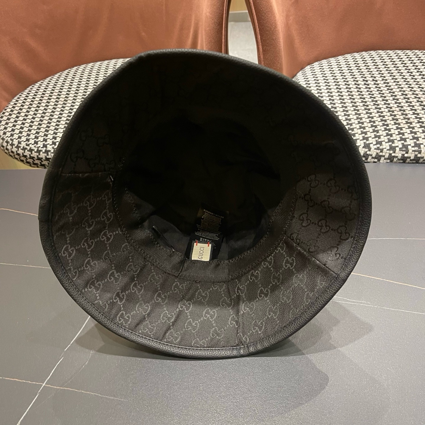 Guc*i古奇经典款原单渔夫帽， 红绿织带，专柜1:1开模订制，原版帆布料+头层牛皮，轻盈透气！质量超赞