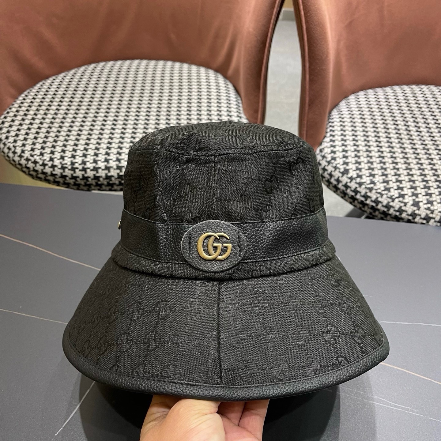 Guc*i古奇经典款原单渔夫帽， 红绿织带，专柜1:1开模订制，原版帆布料+头层牛皮，轻盈透气！质量超赞