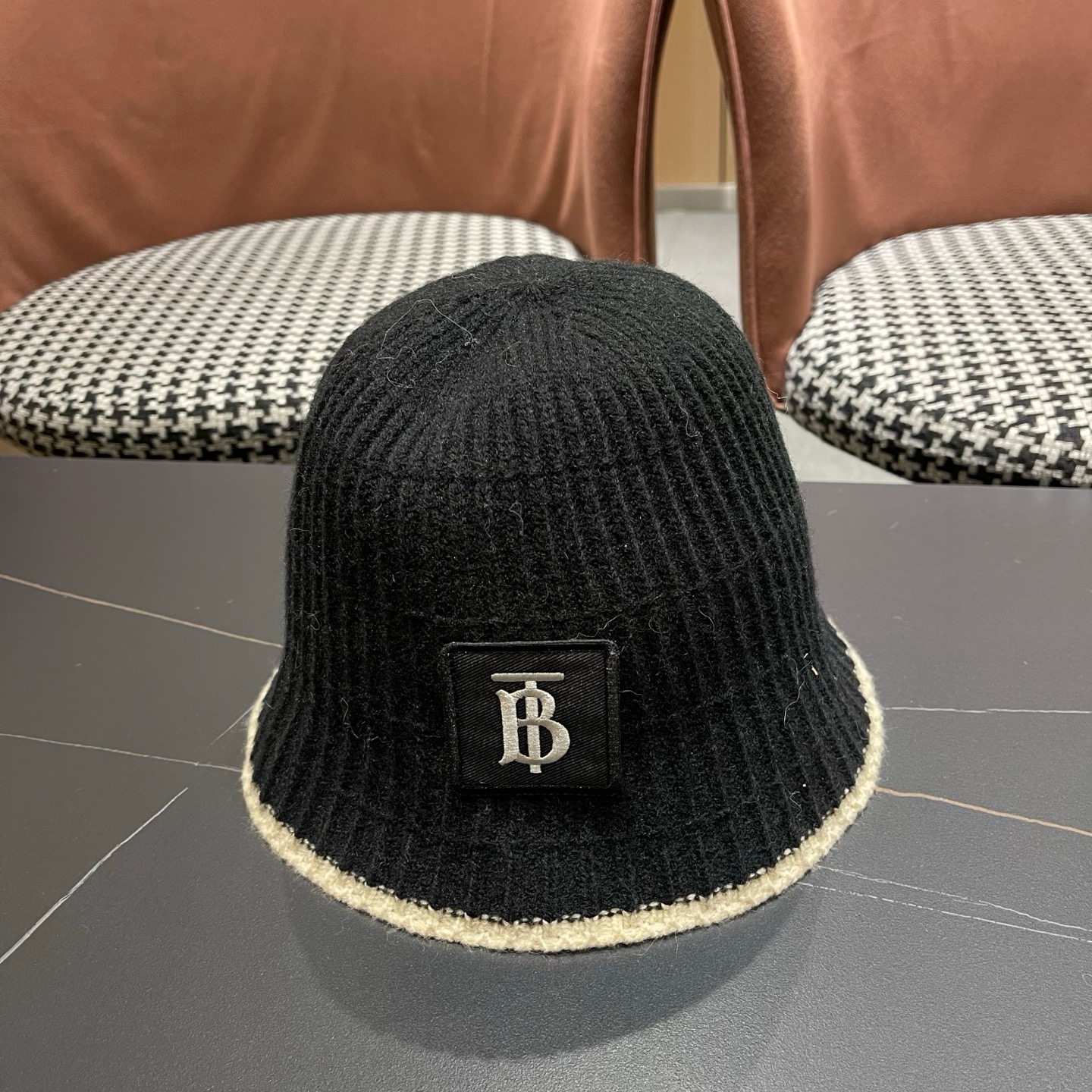 NO:764488,Burberry Burberry Four Seasons Cotton Thread Fisherman Hat Casual Versatile Travel Sun Protection Hat Japanese Simple Face Revealing Small Sun Hat Bell-shaped Basin Hat Straw Hat Fisherman Hat Baseball Cap, Hat, Burberry, Burberry, Espadrilles, Hats19860909Burberry巴宝莉 四季棉线渔夫帽休闲百搭出游防晒帽日系简约显脸小遮阳帽钟型盆帽帽子草帽渔夫帽棒球帽,帽子,burberry,burberry,espadrilles,hats,hat